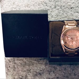 Michael Kors Rose Gold